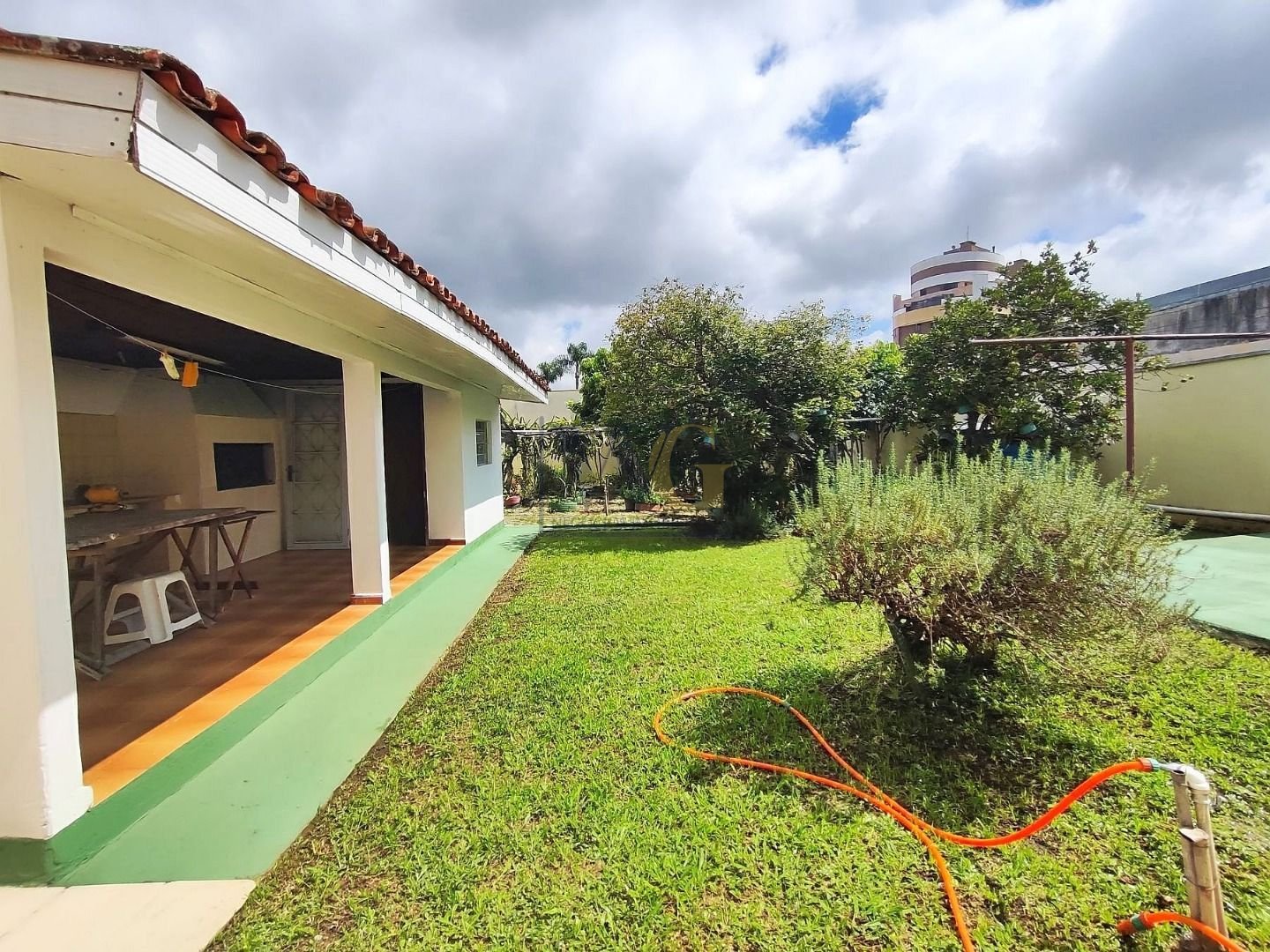 Oportunidade Comercial ou Residencial - Veja Fotos 