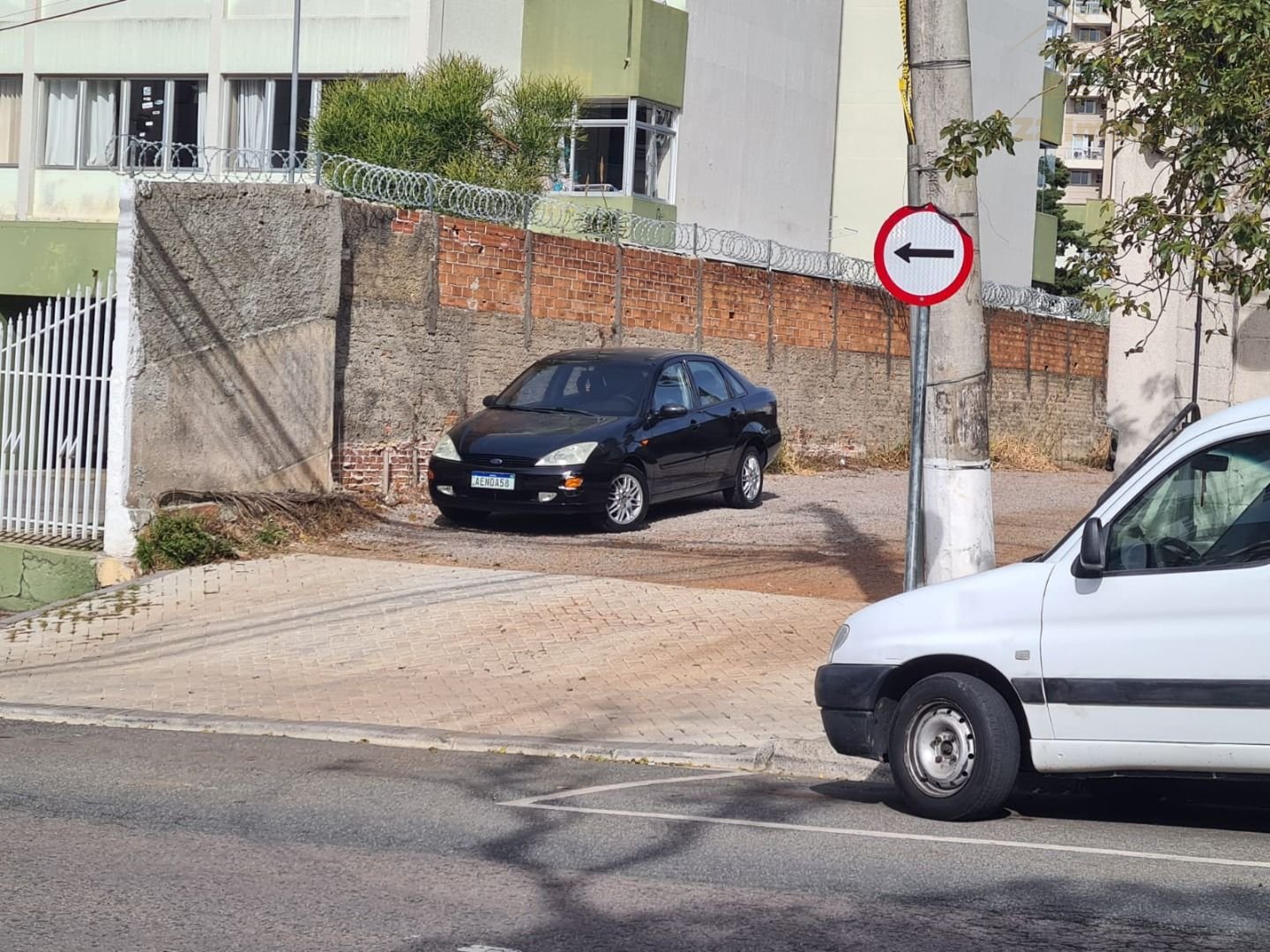 Venda ou Locação - Ótima localização - Veja o Anúncio    
