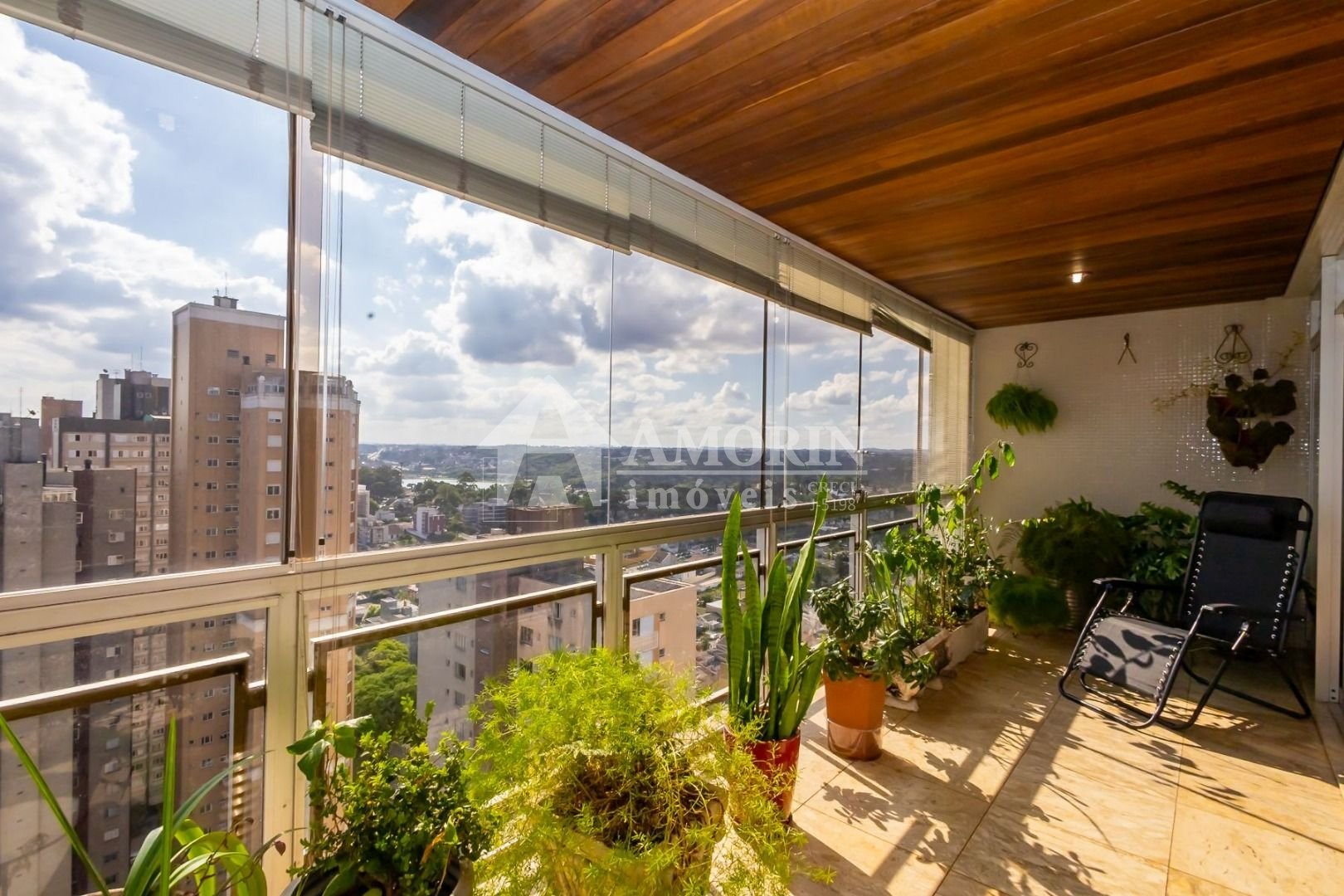 Amplo Apartamento 1 Por Andar - 19  c  Linda Vista  Veja Fotos 