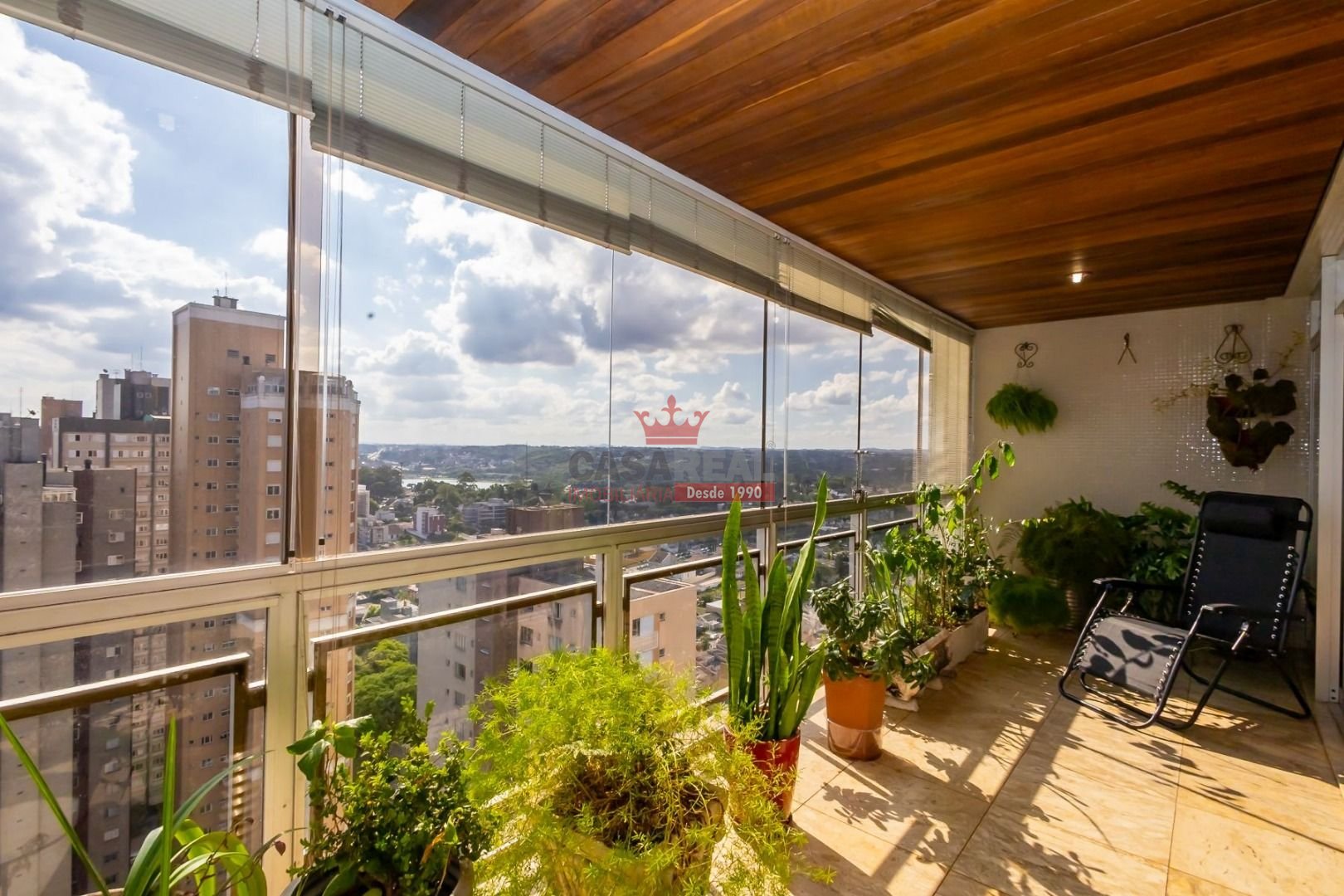 Apartamento à venda com 3 quartos, 282m² - Foto 3