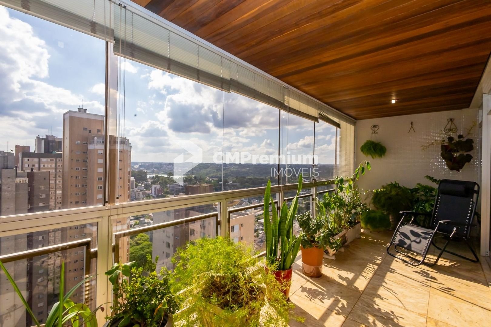 Amplo Apartamento 1 Por Andar - 19  c  Linda Vista  Veja Fotos 