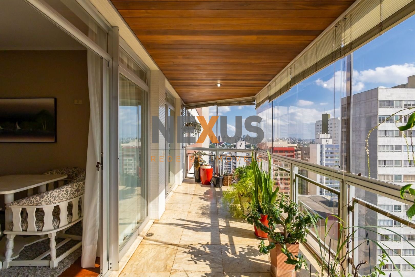 Amplo Apartamento 1 Por Andar - 19  c  Linda Vista  Veja Fotos 