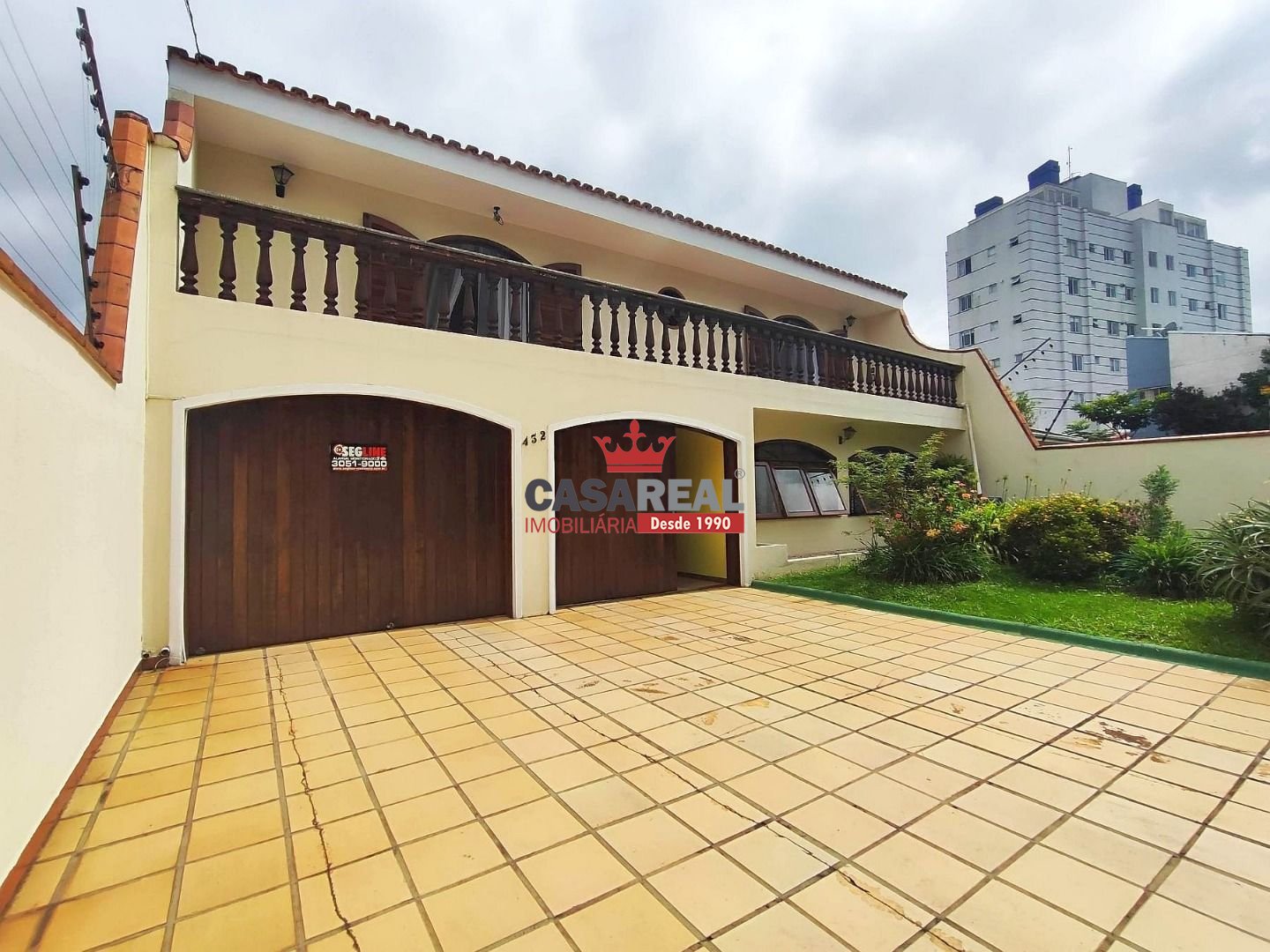 Casa à venda com 4 quartos, 400m² - Foto 4