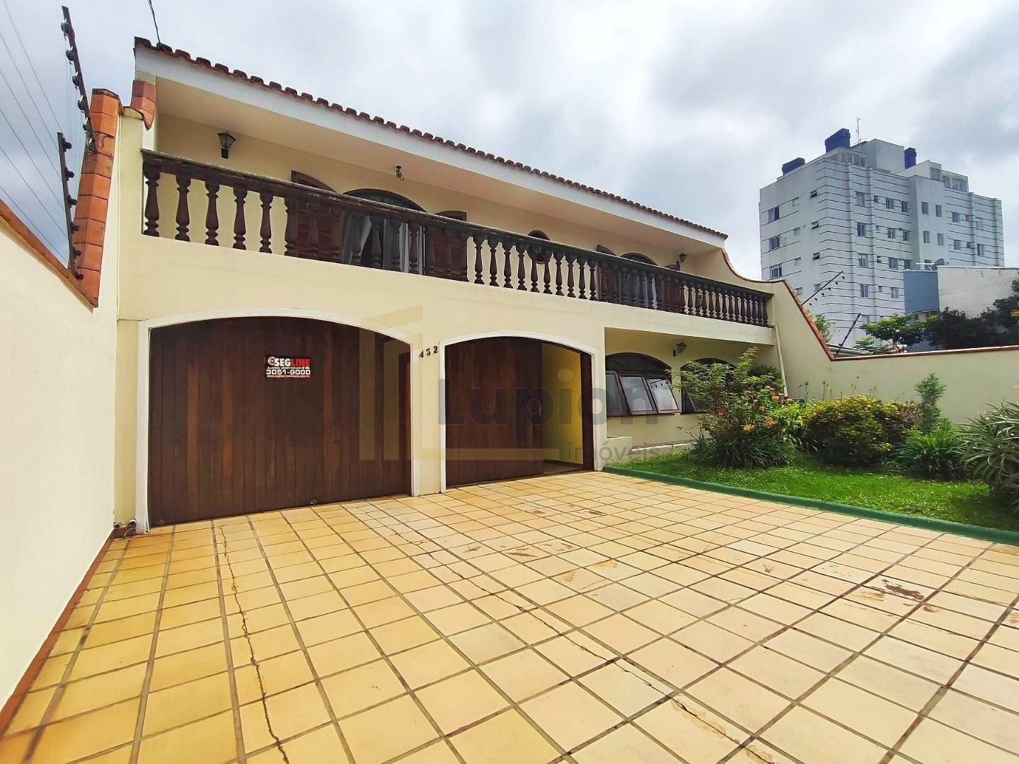 Oportunidade Residencial ou Comercial - Casa em lote 650m 