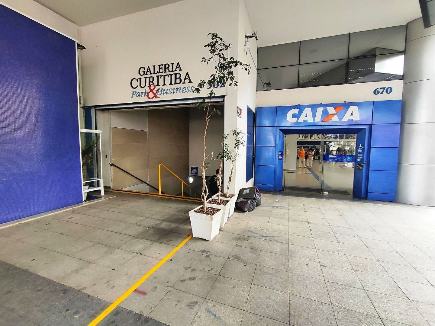 Box Garagem à venda por R  50.000,00 - Centro - Curitiba PR