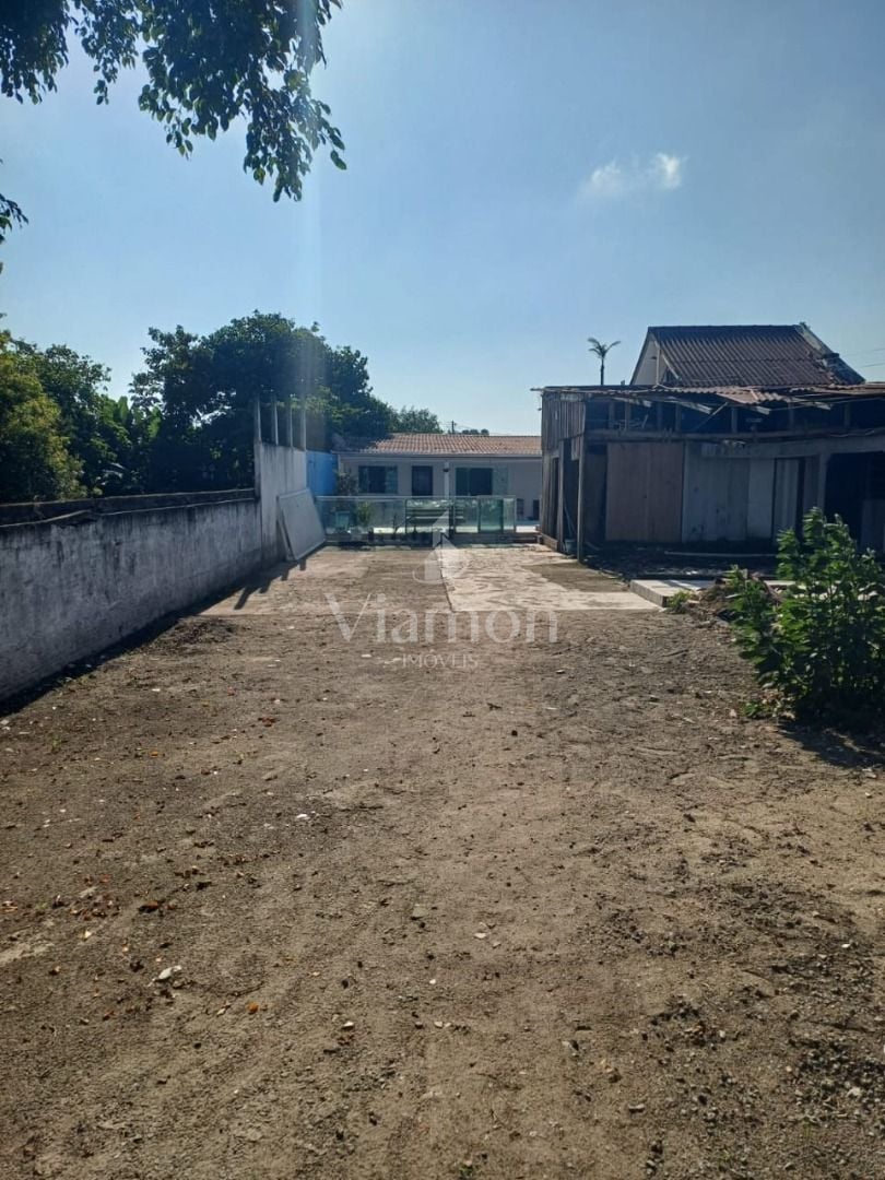 Oportunidade Única  Terreno Comercial de 15m x 40m no Centro d...