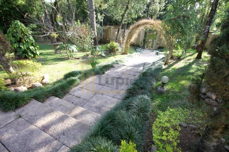 Ampla casa aprox. 400m  terreno 2.000m  - região tranquila e f...