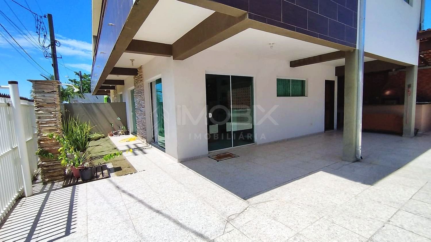 Casa 04 Dormitórios 150m do mar - Estuda Permuta Curitiba - Ve...