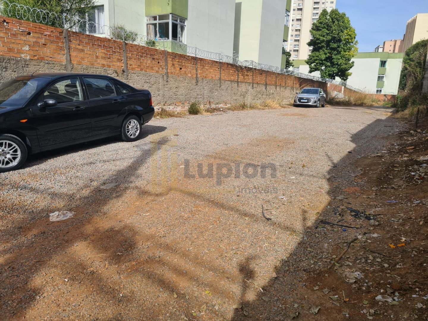 Venda ou Locação - Ótima localização - Veja o Anúncio    