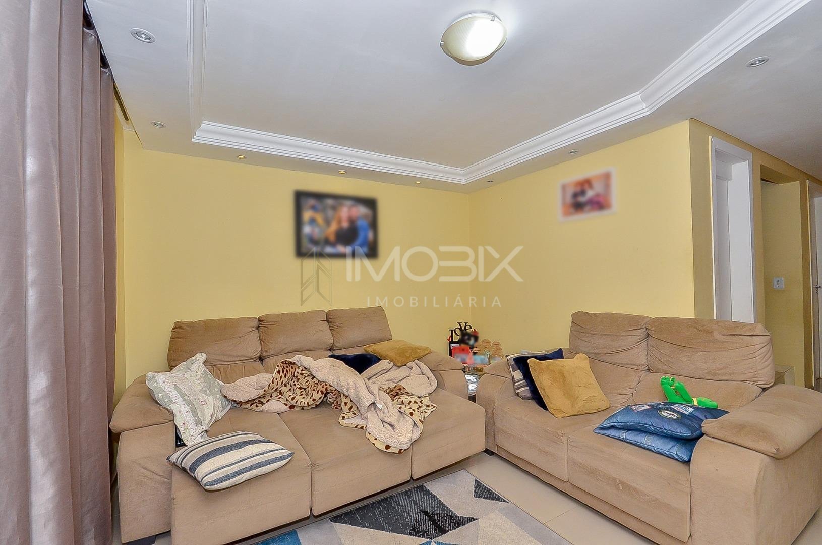 Casa com 5 dormitórios à venda, 217 m  por R  630.000,00 - Lot...