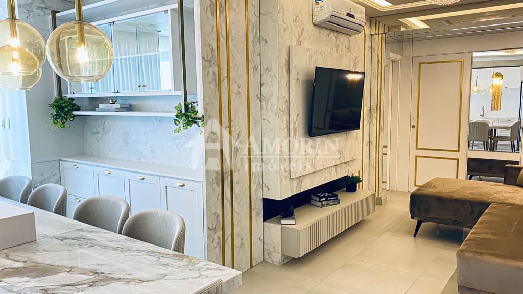 Apartamento 2 Dormitórios  1 suíte  - Amplo Lazer a 300m da pr...