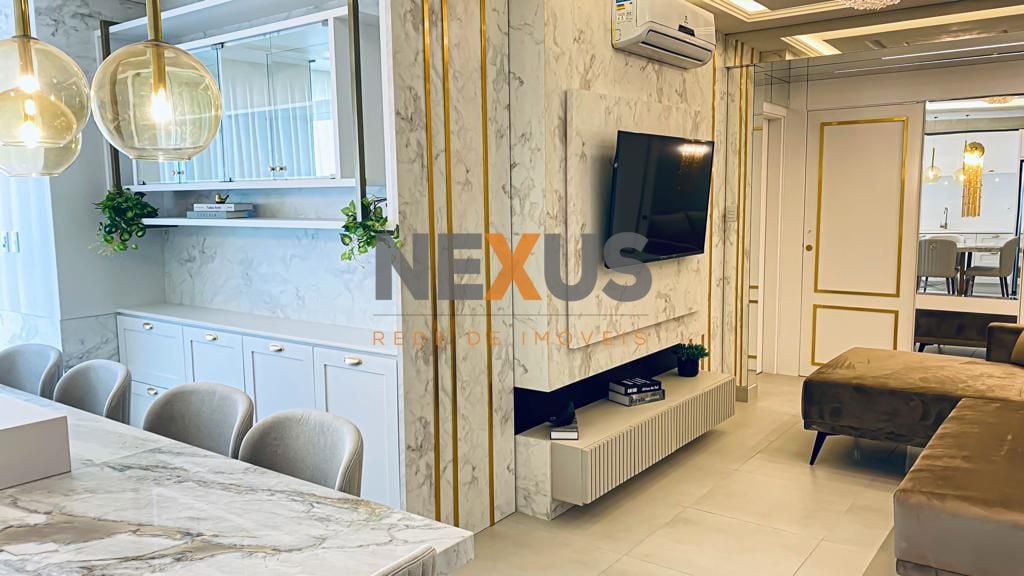 Apartamento 2 Dormitórios  1 suíte  - Amplo Lazer a 300m da pr...