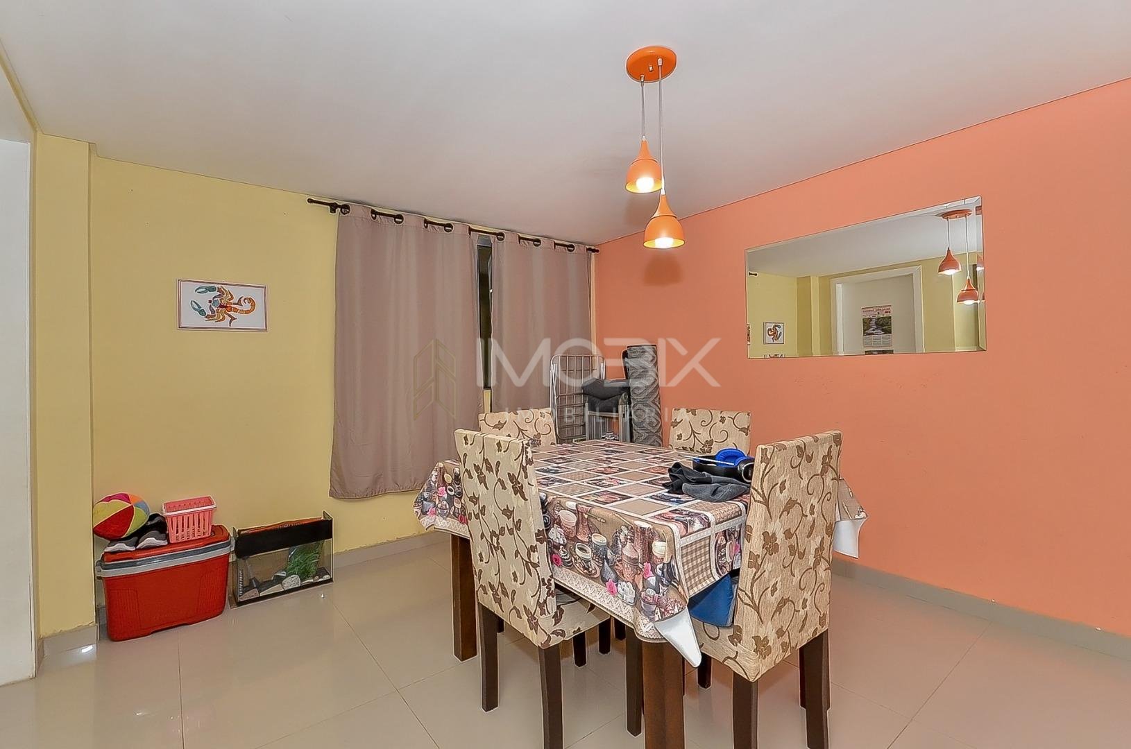 Casa com 5 dormitórios à venda, 217 m  por R  630.000,00 - Lot...