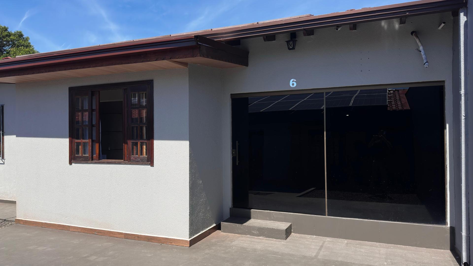 Kitnet Semimobiliada no Jardim Santa Rosa - Região da Vila A.