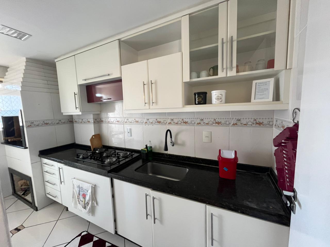 Apartamento com 05 dormitórios, sendo 01 suíte - Residencial Mega Vila