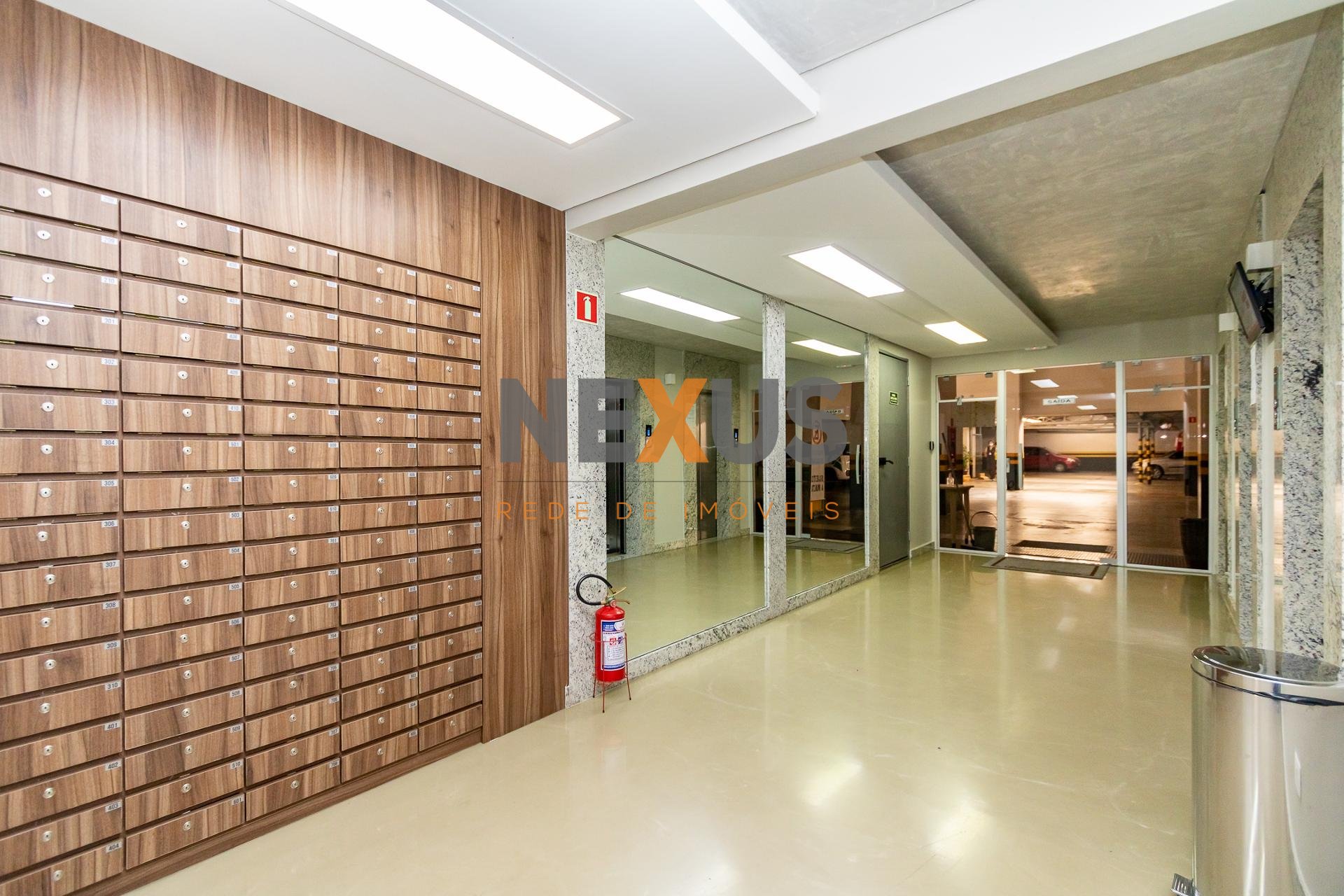 Sala comercial à venda no Centro de Curitiba, 43m  com copa e ...