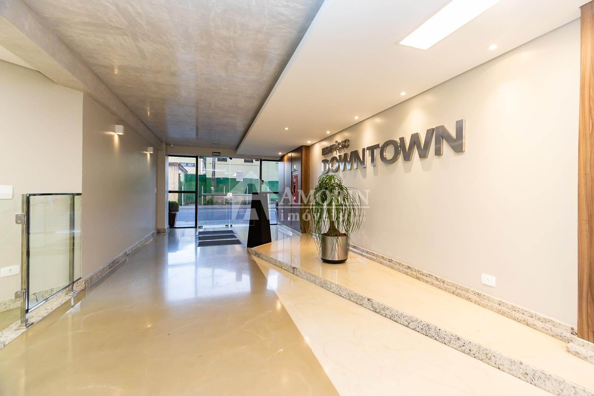 Sala comercial à venda no Centro de Curitiba, 43m  com copa e ...