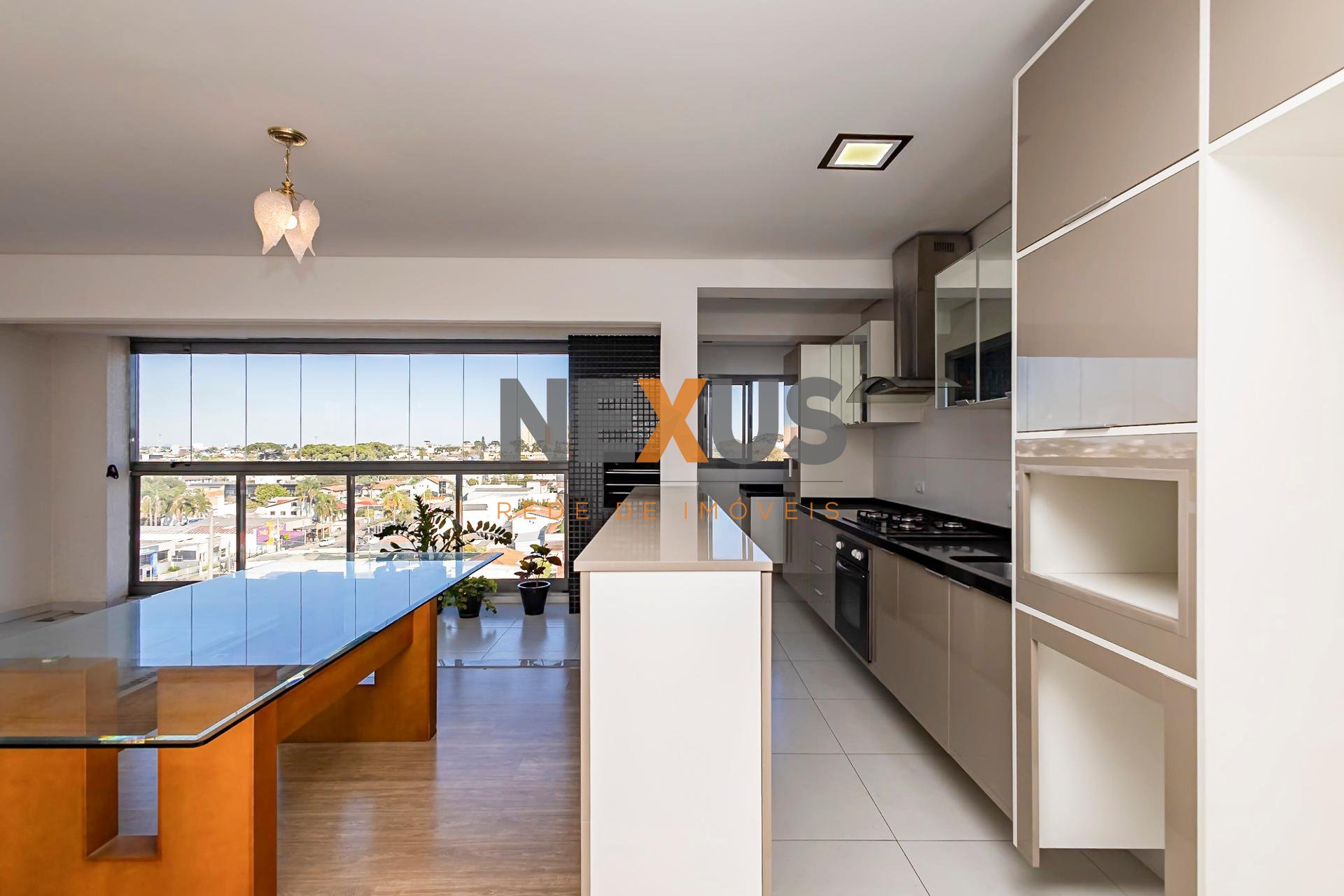 Luxuosa Cobertura Duplex com Piscina no Água Verde 145m 
