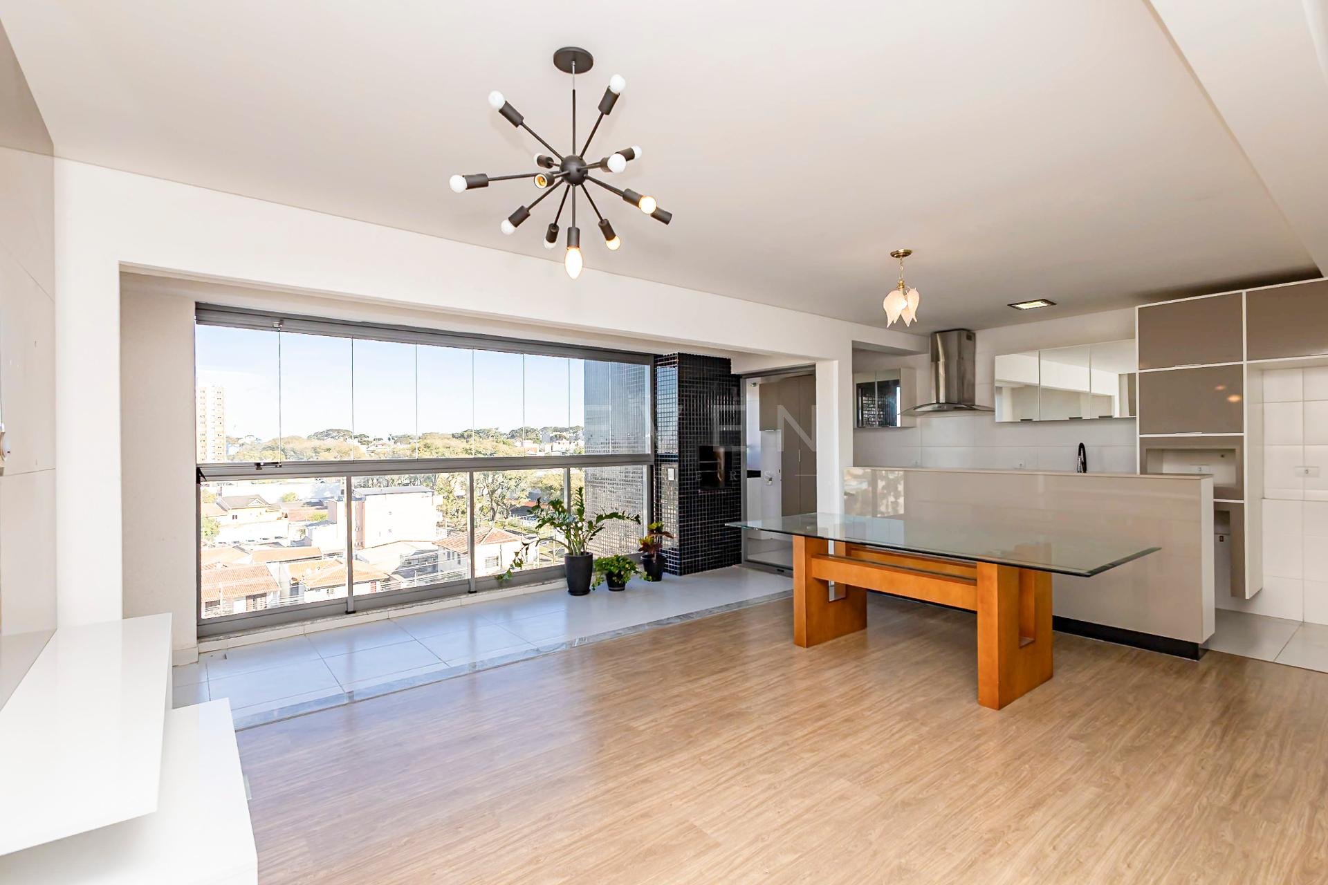 Luxuosa Cobertura Duplex com Piscina no Água Verde 145m 