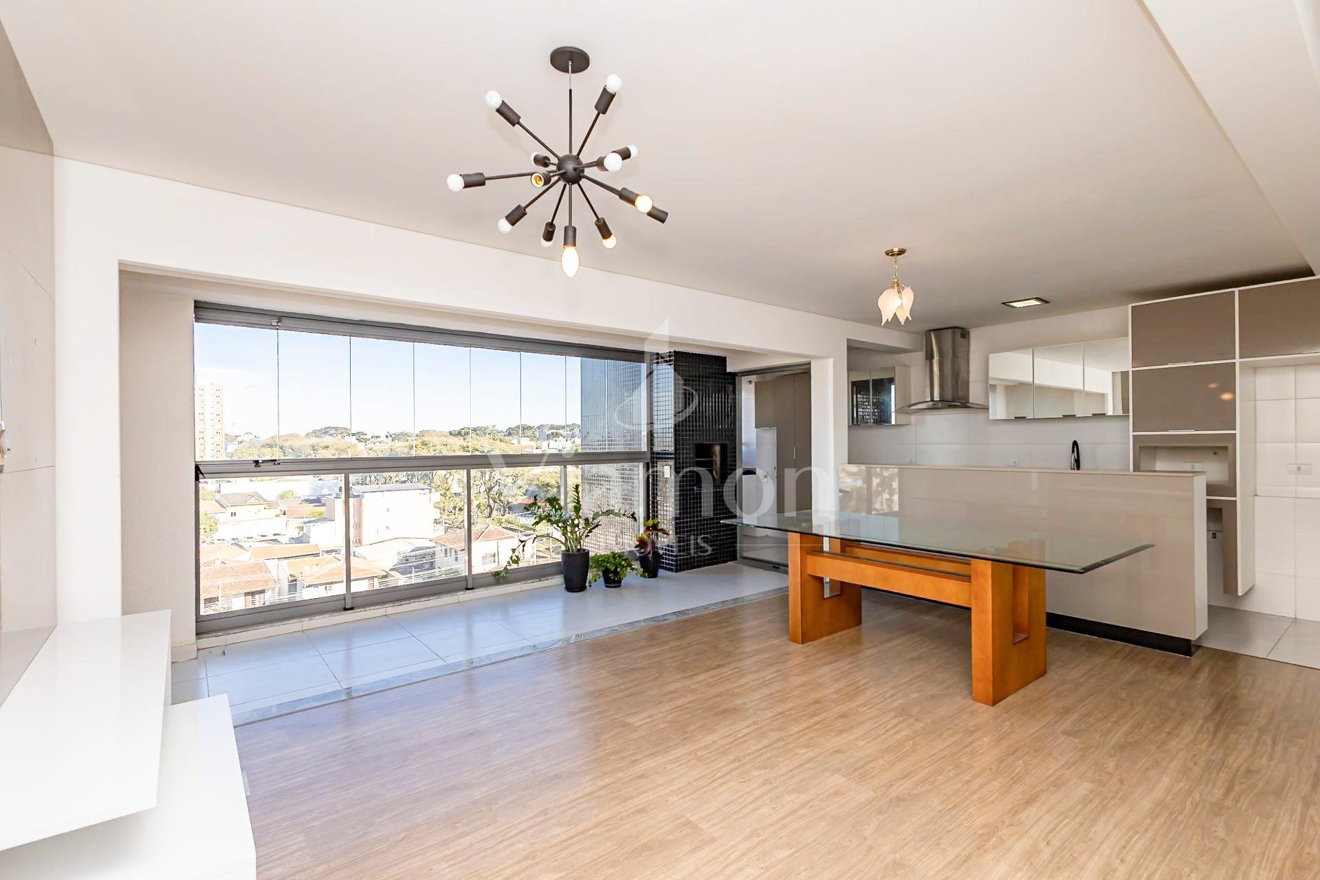 Luxuosa Cobertura Duplex com Piscina no Água Verde 145m 