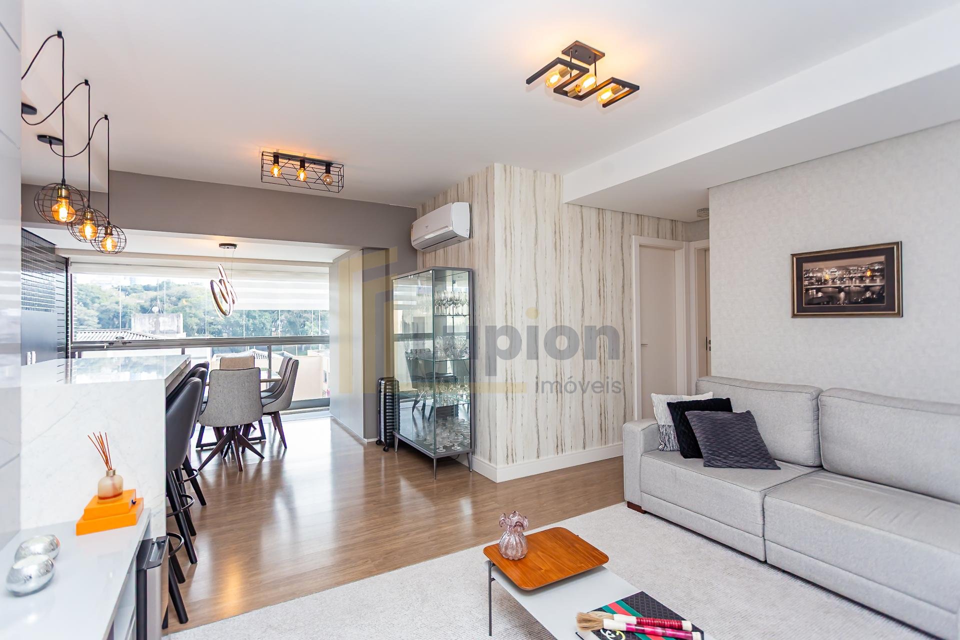 Apartamento com 2 dormitórios à venda, Água Verde, CURITIBA - PR