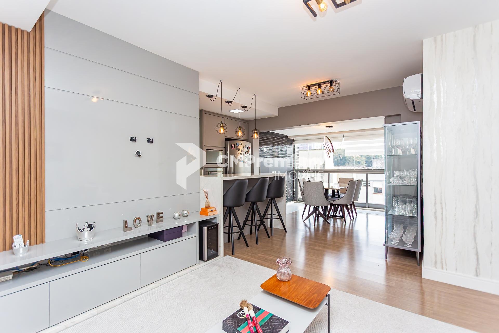 Apartamento com 2 dormitórios à venda, Água Verde, CURITIBA - PR
