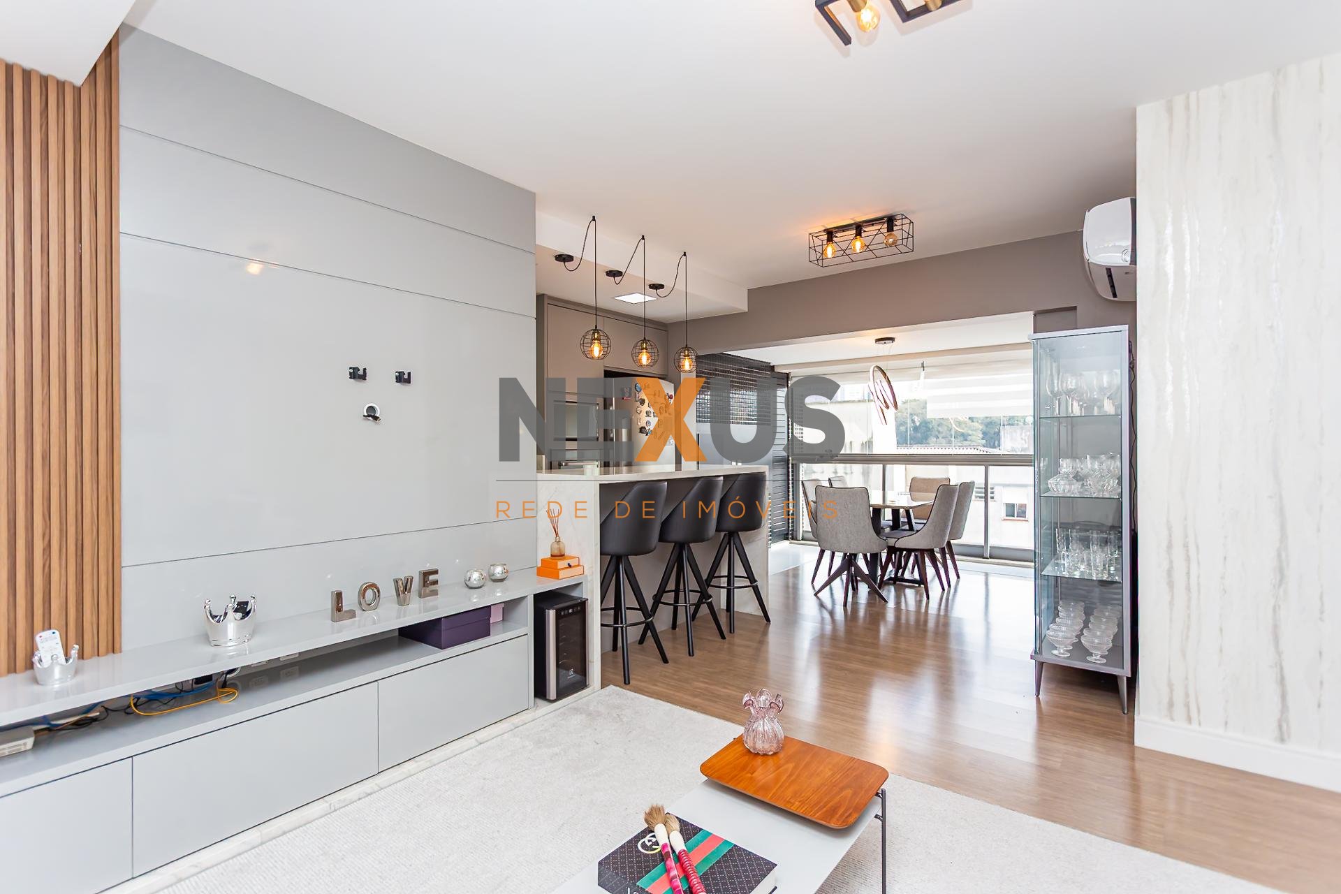Apartamento com 2 dormitórios à venda, Água Verde, CURITIBA - PR