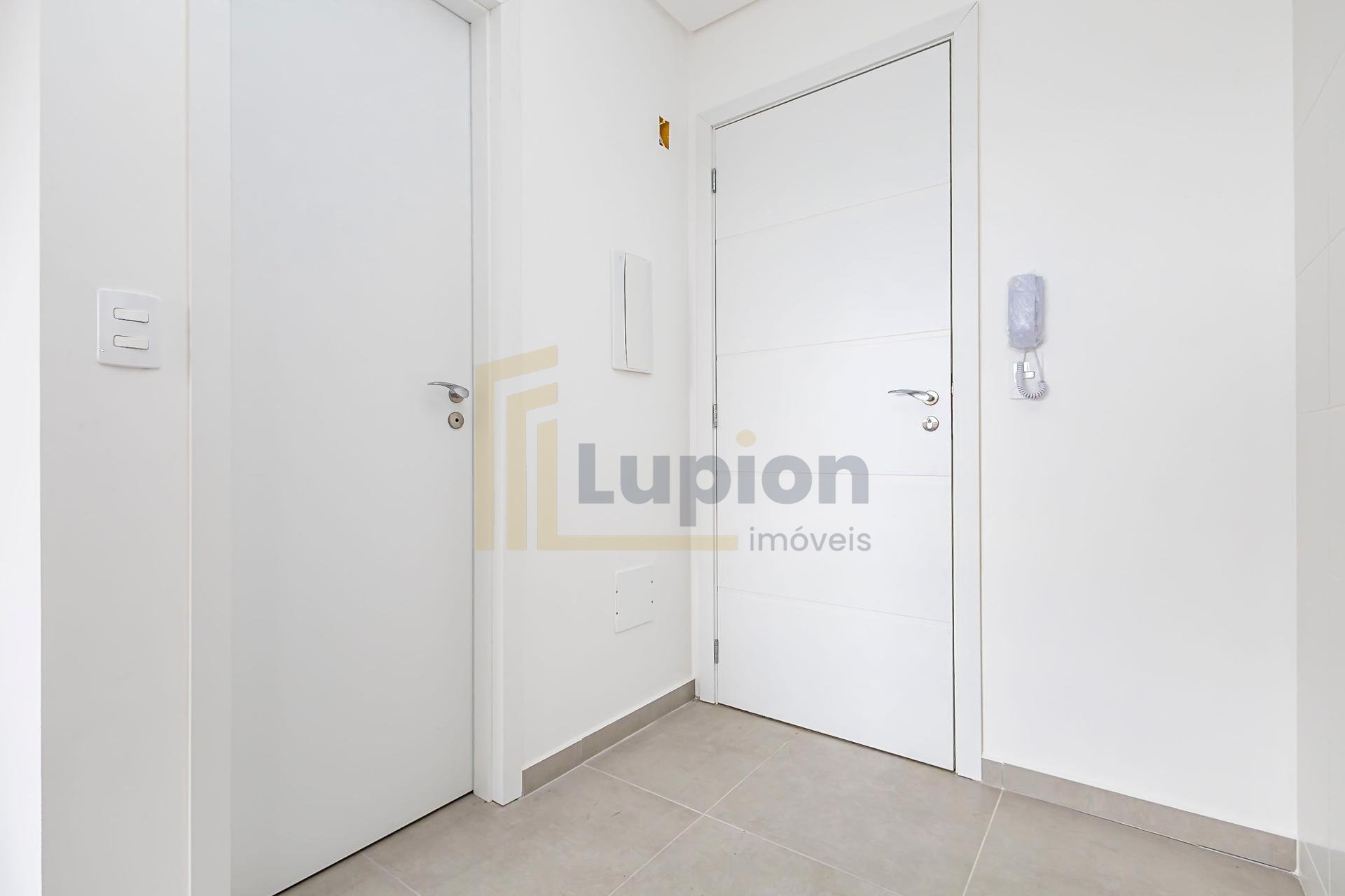 Studio novo à venda no Rebouças - Curitiba | 19m  | R  260.000,00