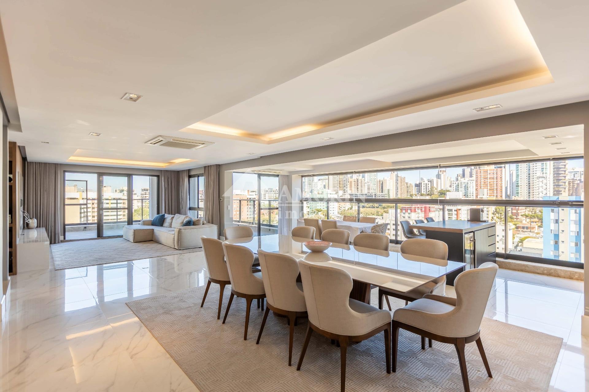 Cobertura Duplex no WIZZ Iguaçu - 4 suítes, jacuzzi, automação...