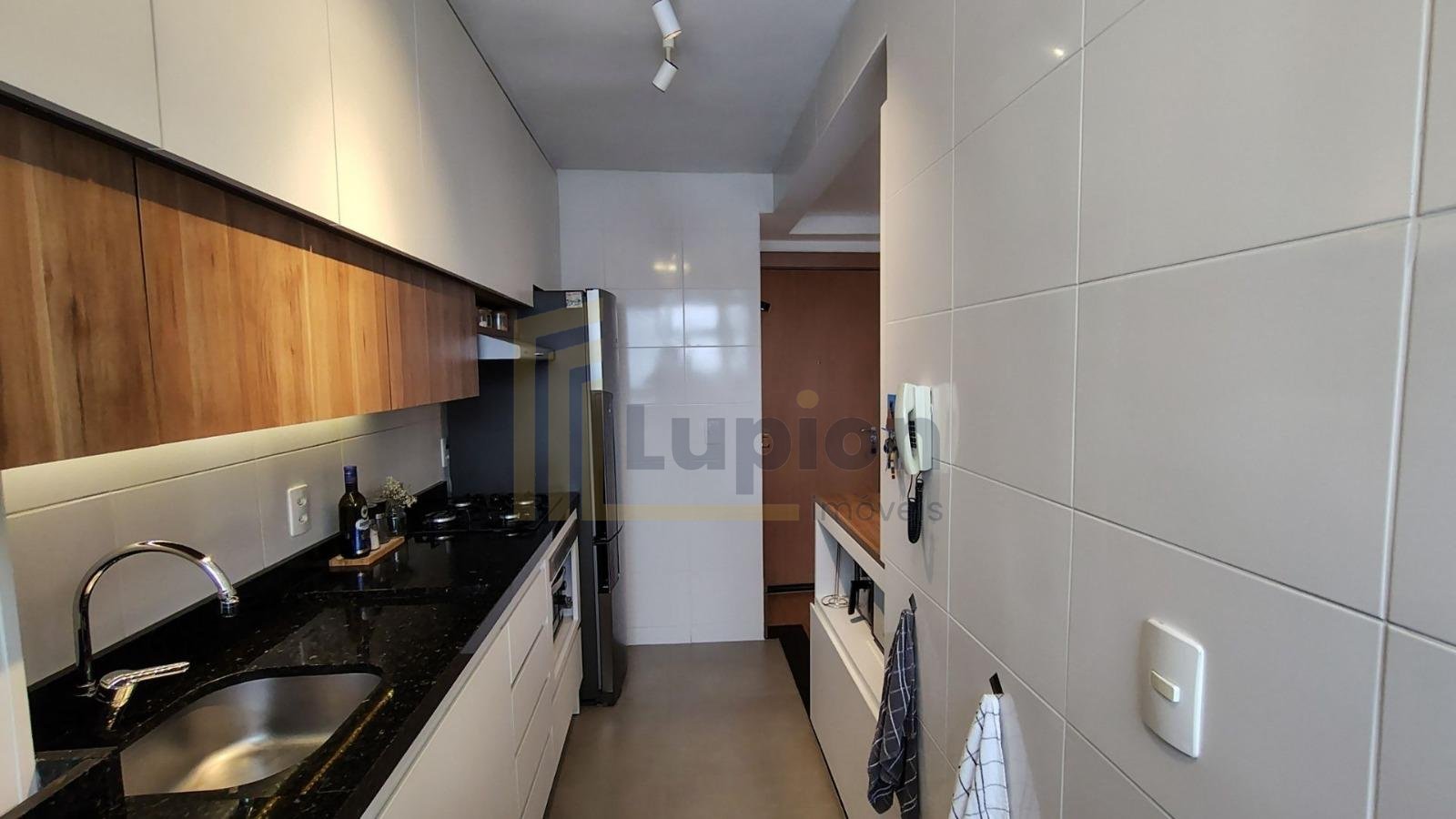 Apartamento decorado à venda no Ecoville - 2 quartos, suíte e ...