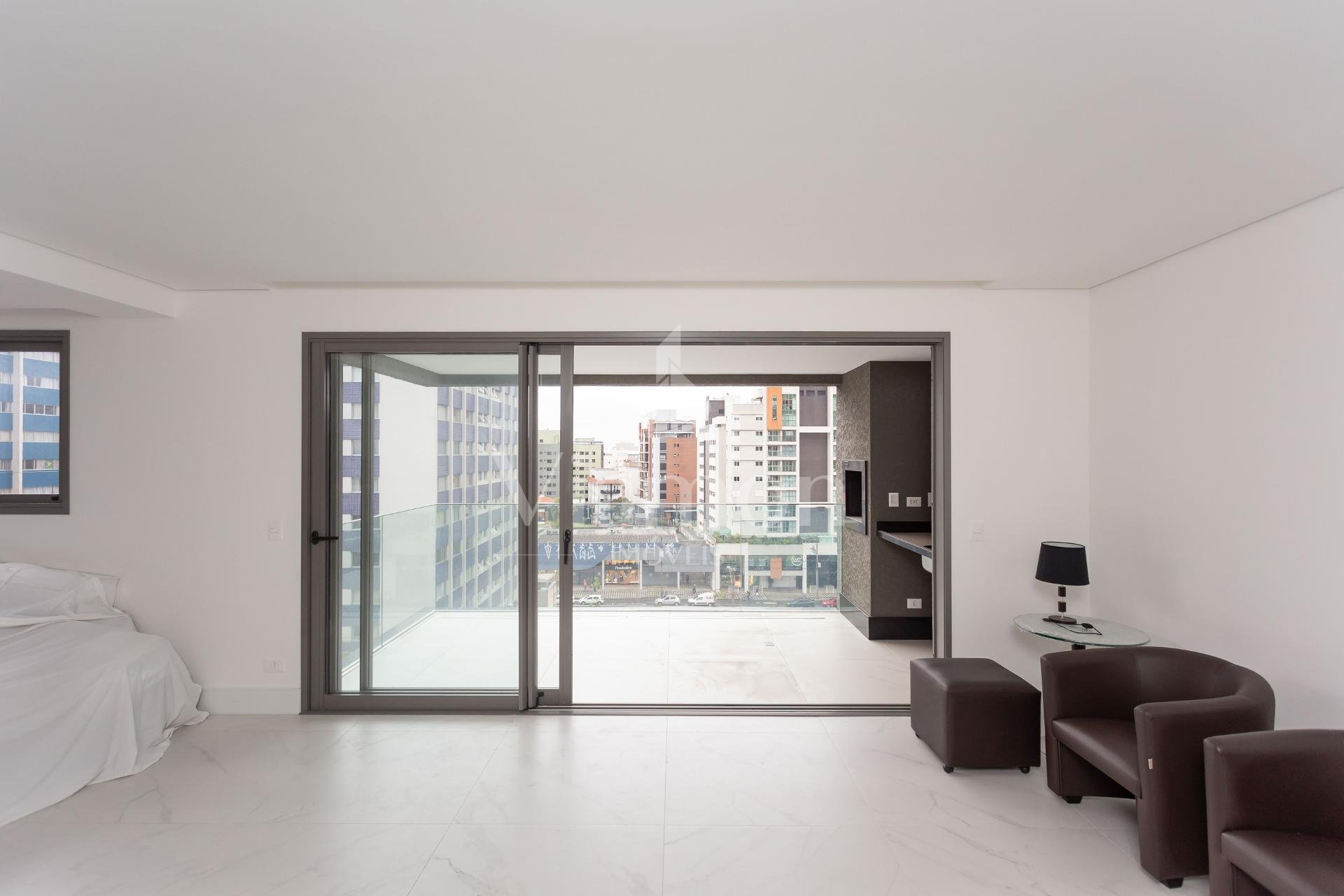 Apartamento de luxo no Vitra Plaenge - 3 suítes e 3 vagas - Ág...