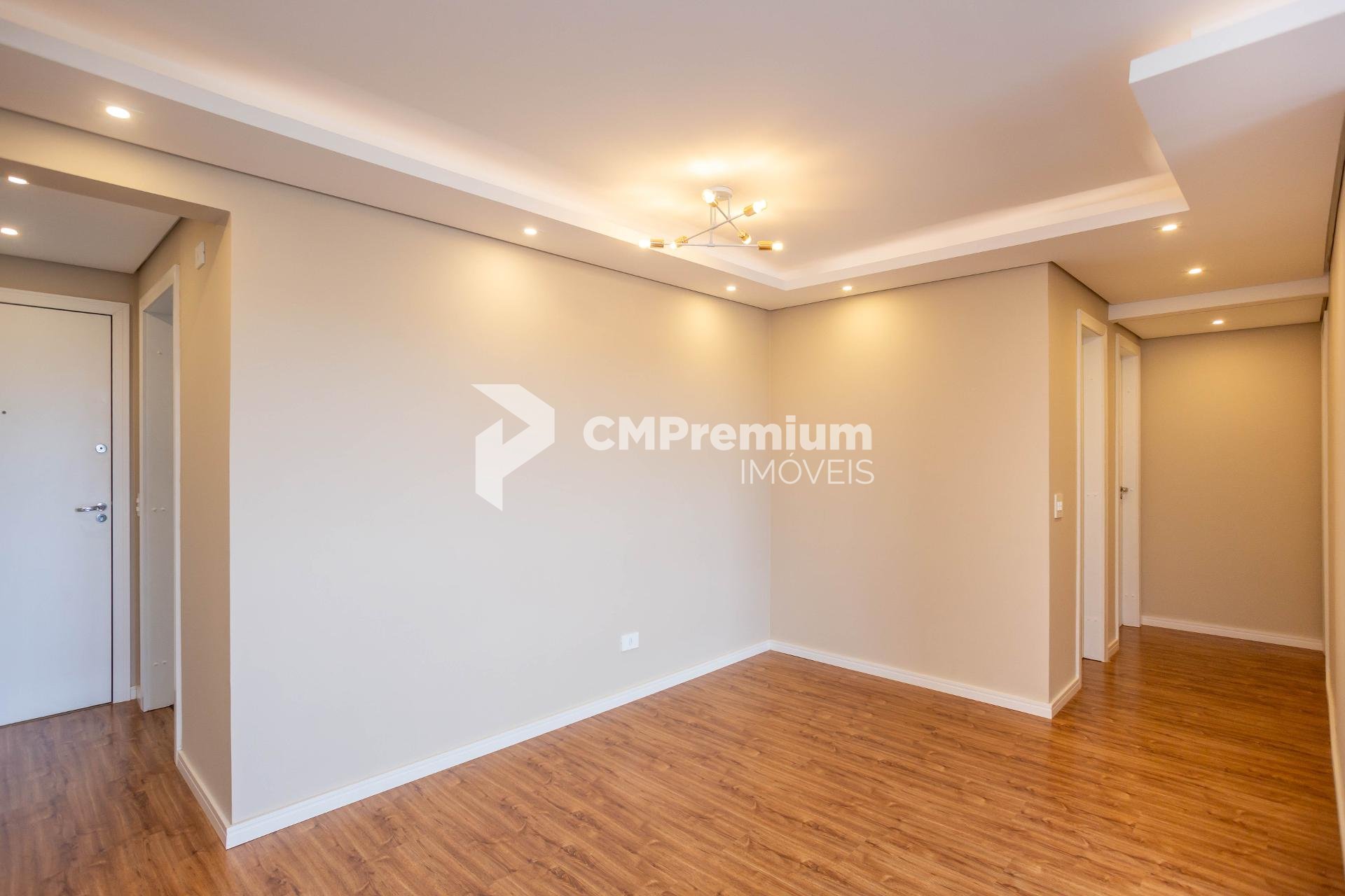 Apartamento reformado com 3 quartos e suíte à venda no Xaxim -...