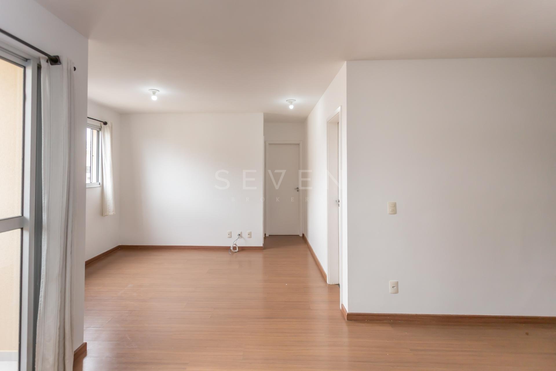 Cobertura à venda no Fit Marumbi com 2 vagas e terraço privati...