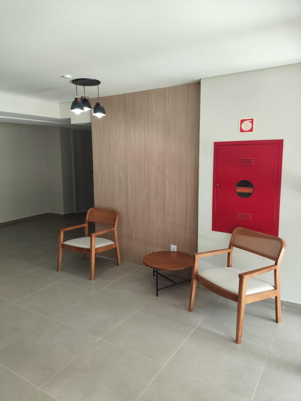 Apartamento 2 Quartos para locação no Mossunguê ao Lado do Par...