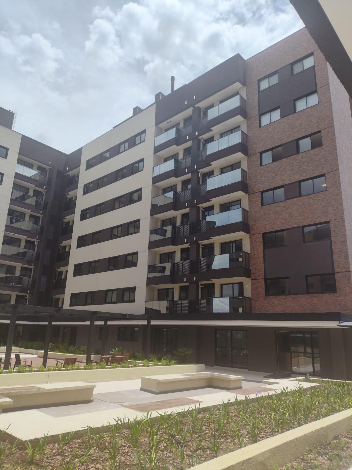 Apartamento 2 Quartos para locação no Mossunguê ao Lado do Par...