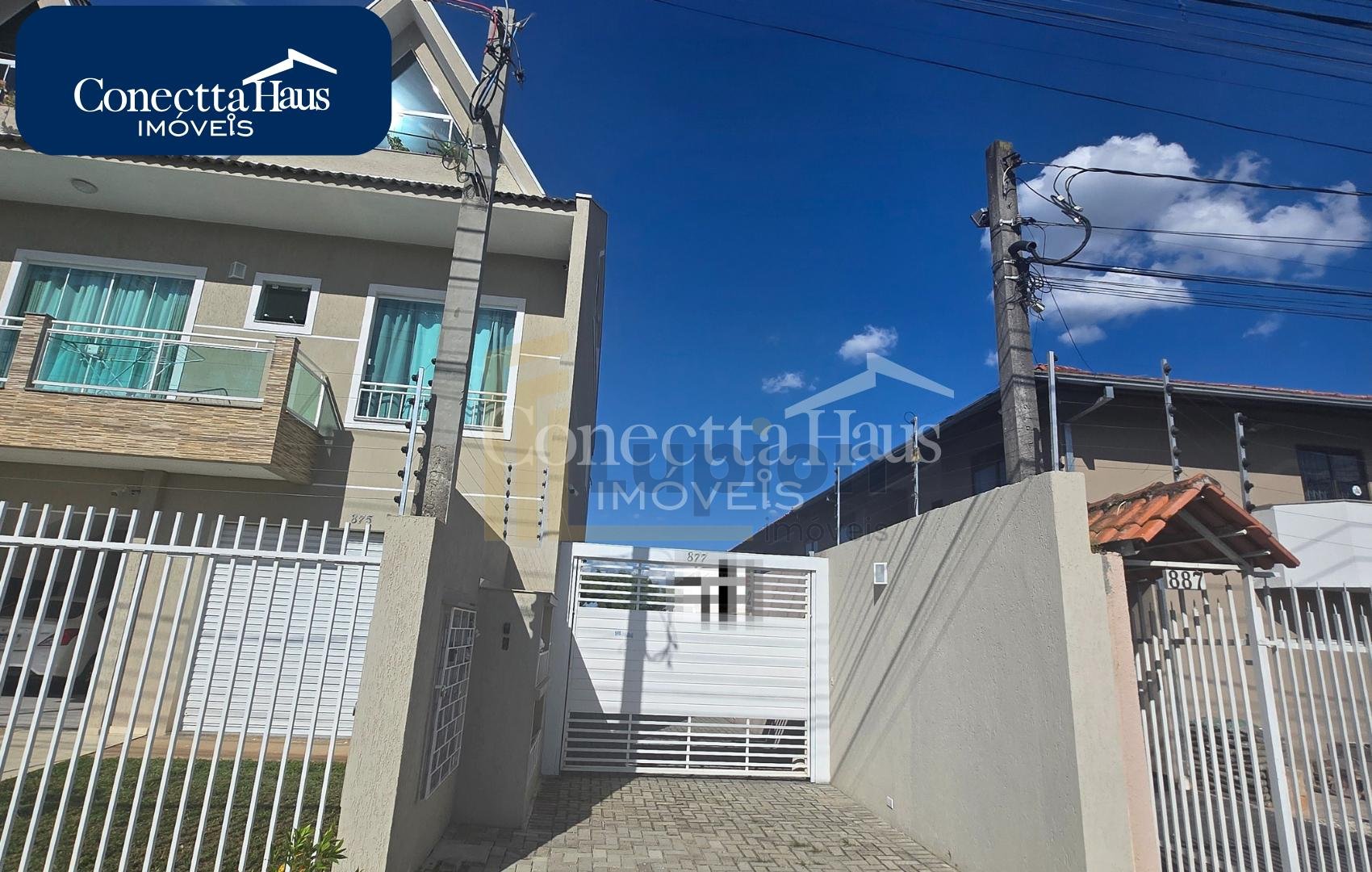 Sobrado Novo à Venda no Cajuru - R  695.000,00 ótima localização