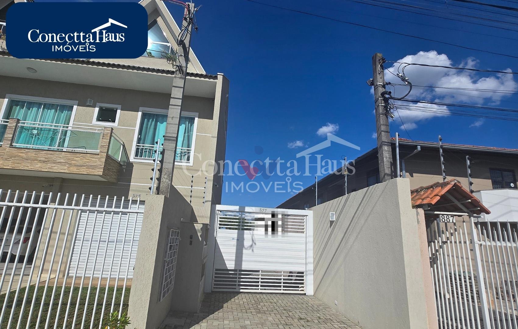 Sobrado Novo à Venda no Cajuru - R  695.000,00 ótima localização