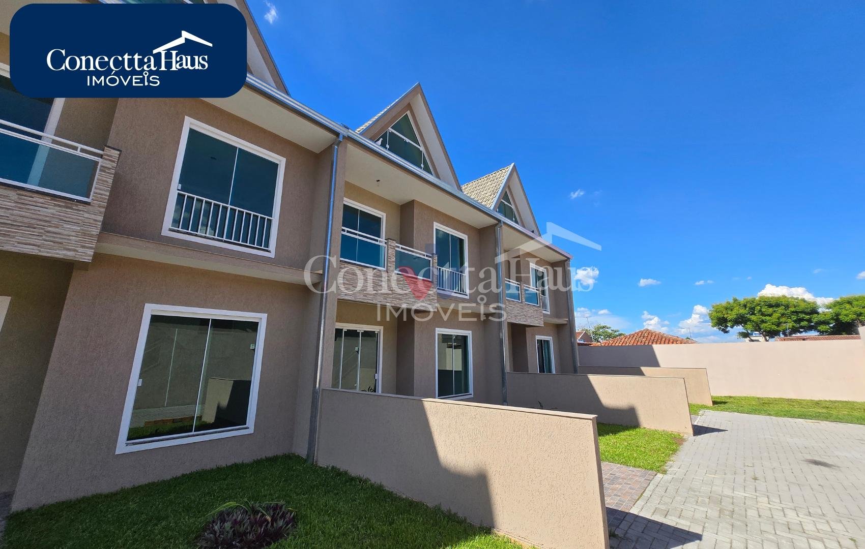 Sobrado Novo à Venda no Cajuru - R  695.000,00 ótima localização