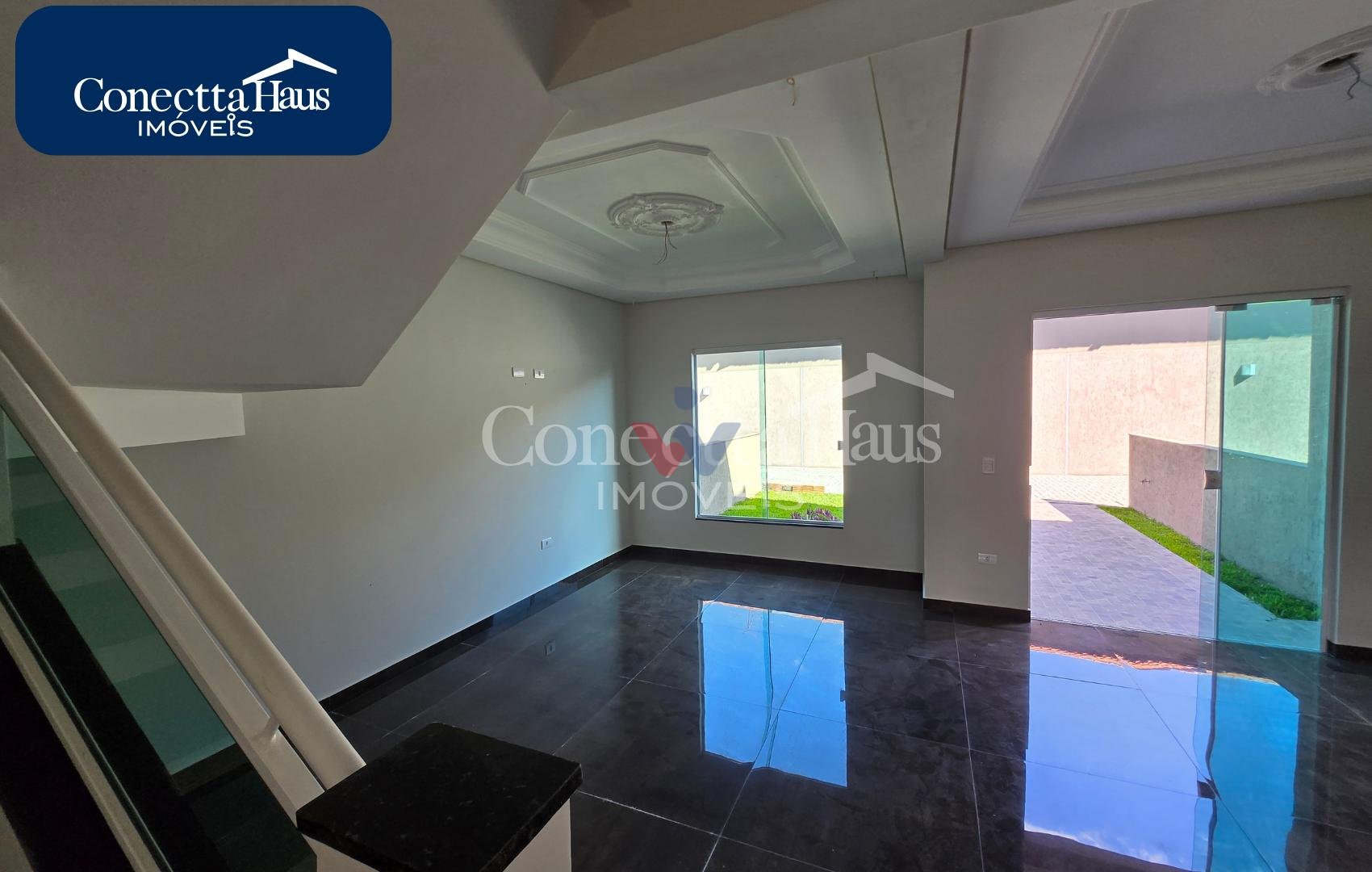 Sobrado Novo à Venda no Cajuru - R  695.000,00 ótima localização