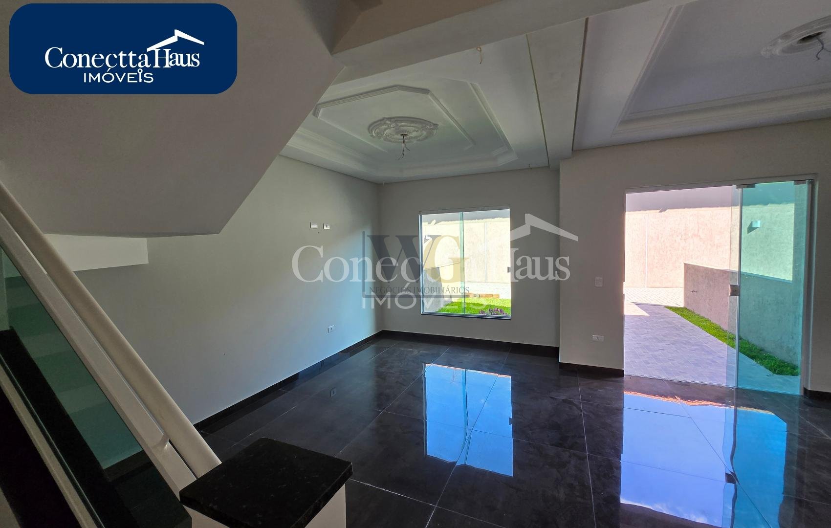 Sobrado Novo à Venda no Cajuru - R  695.000,00 ótima localização