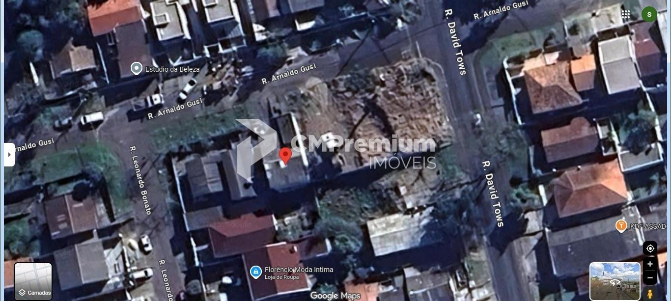Terreno de esquina no Bairro Xaxim. Zoneamento ZR2. Esquina.