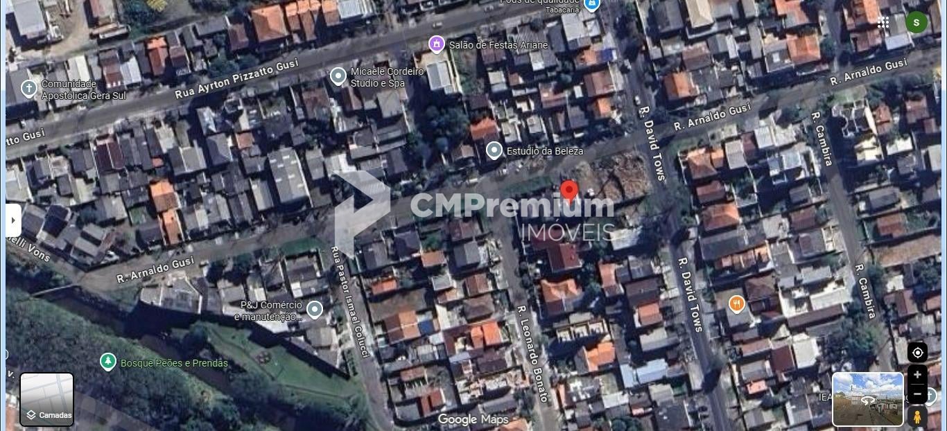 Terreno de esquina no Bairro Xaxim. Zoneamento ZR2. Esquina.
