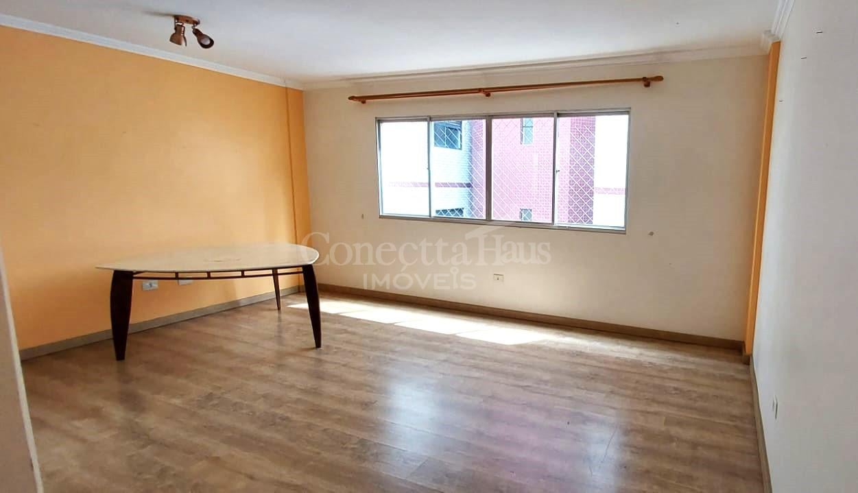 Apartamento com 3 dormitórios à venda, garagem - Água Verde - ...