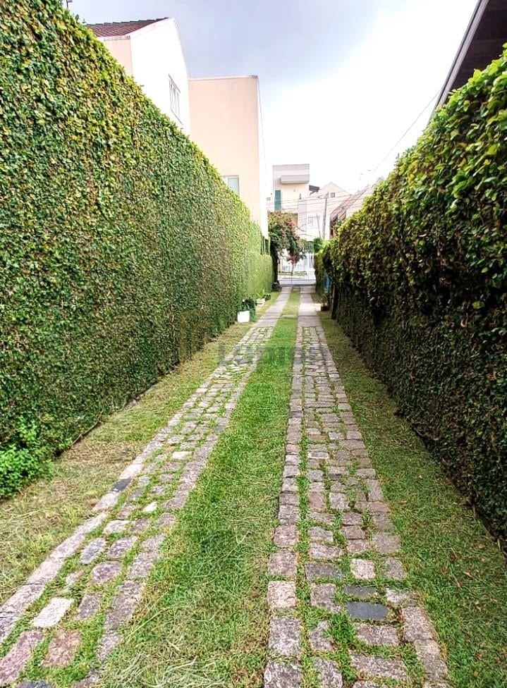 Terreno ZR3 à venda, 630 m2, por 850.000,00 - GUAÍRA, CURITIBA...