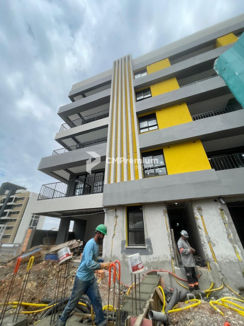 Apartamento 206  à venda, tingui, no Edf. Joy City Habitat com...