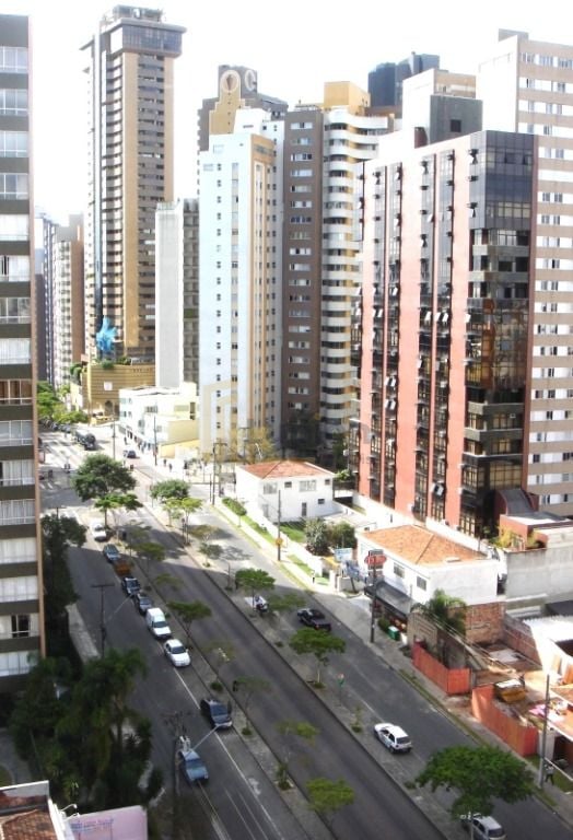 Sala Comercial à venda, com vaga de garagem, no Bigorrilho, CU...