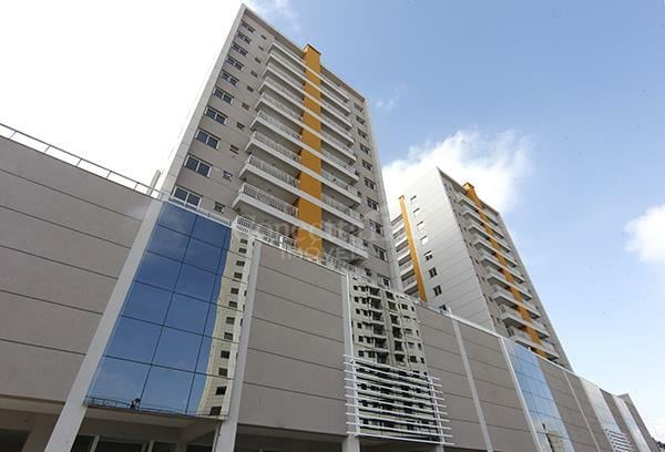 Apartamento com 2 dormitórios à venda, uma vaga - CAPÃO RASO, ...