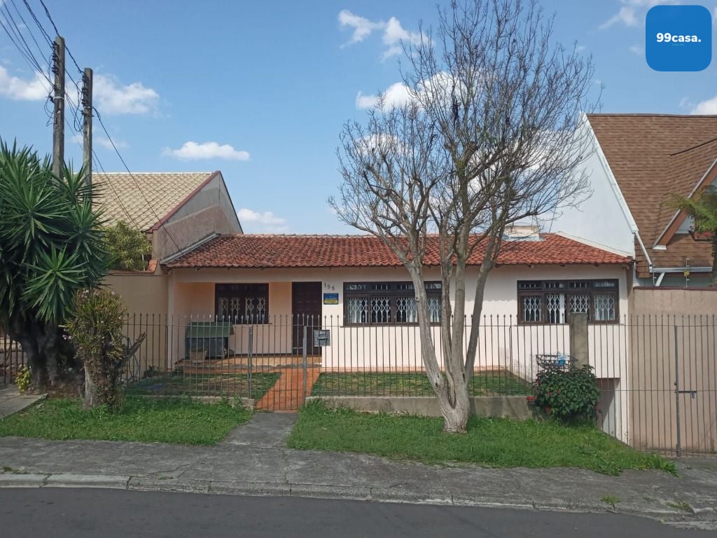 Casa com 3 quartos à venda, 228 m  por R  990.000,00 - Guabiro...