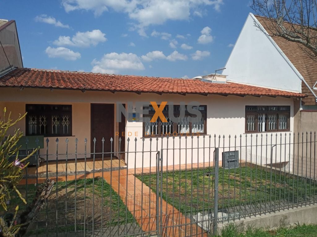 Casa com 3 quartos à venda, 228 m  por R  990.000,00 - Guabiro...