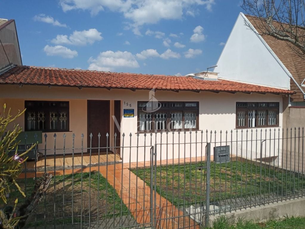 Casa com 3 quartos à venda, 228 m  por R  990.000,00 - Guabiro...